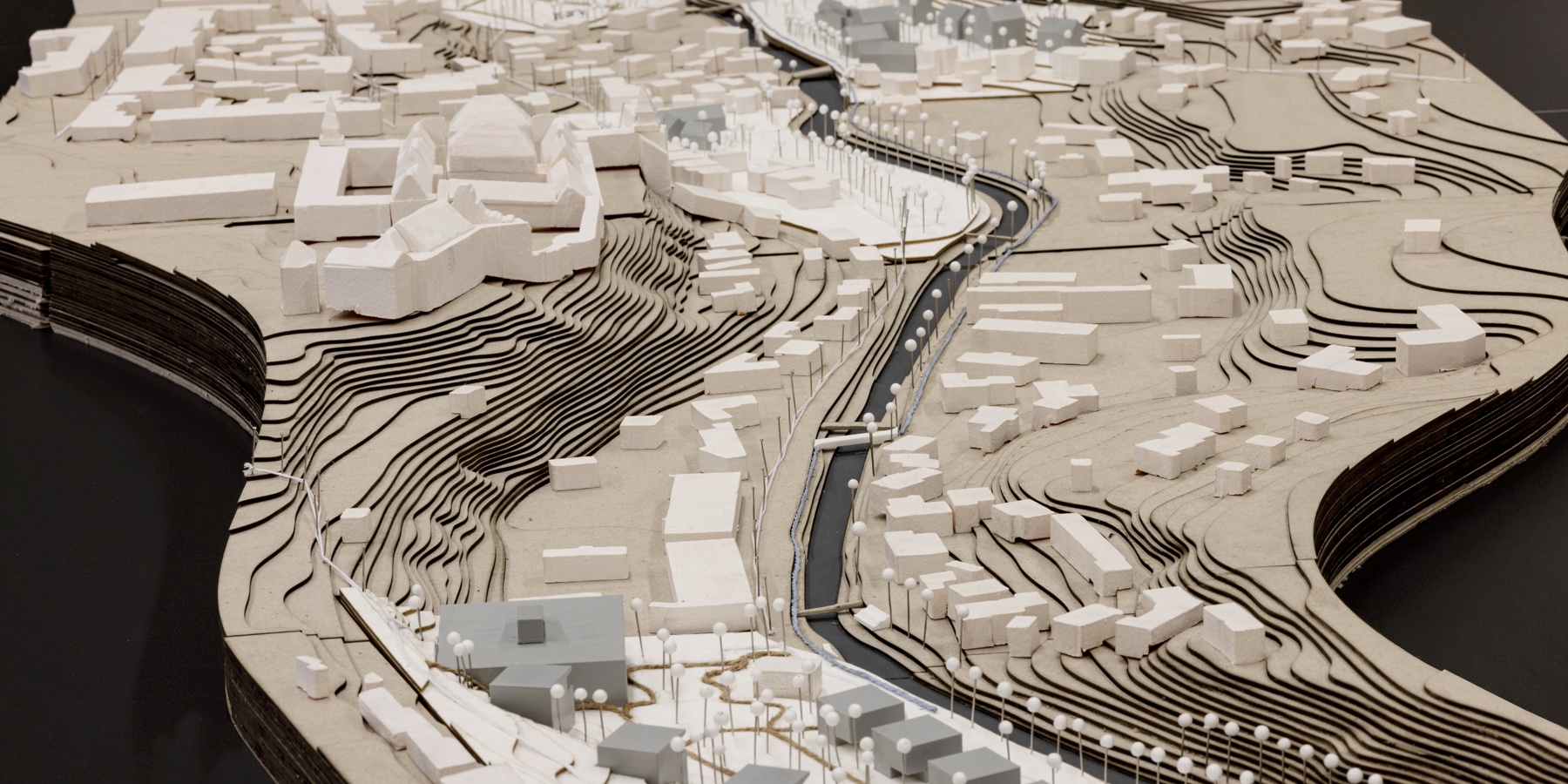 ŽIVÉ NÁBŘEŽÍ KNĚŽNÉ